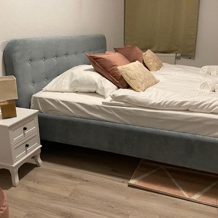 Urbansuites - Modern & Zentral In Der City - Dein Zuhause In Stuttgart Extérieur photo